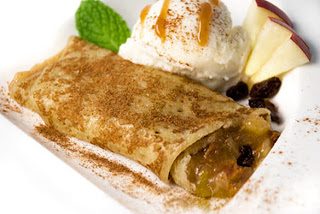 Easy Recipe: Whole Wheat Crepes Filled with Apples