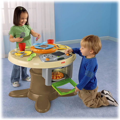 Fisher-Price Servin’ Surprises Kitchen & Table