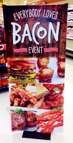 Everybody Loves Bacon Event at Winn-Dixie and Easy Bacon Breakfast Casserole Recipe #BaconLove #WDBloggers