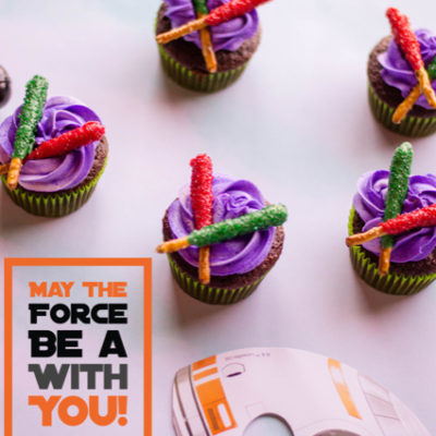 Jedi vs. Dark Side Star Wars Cupcakes